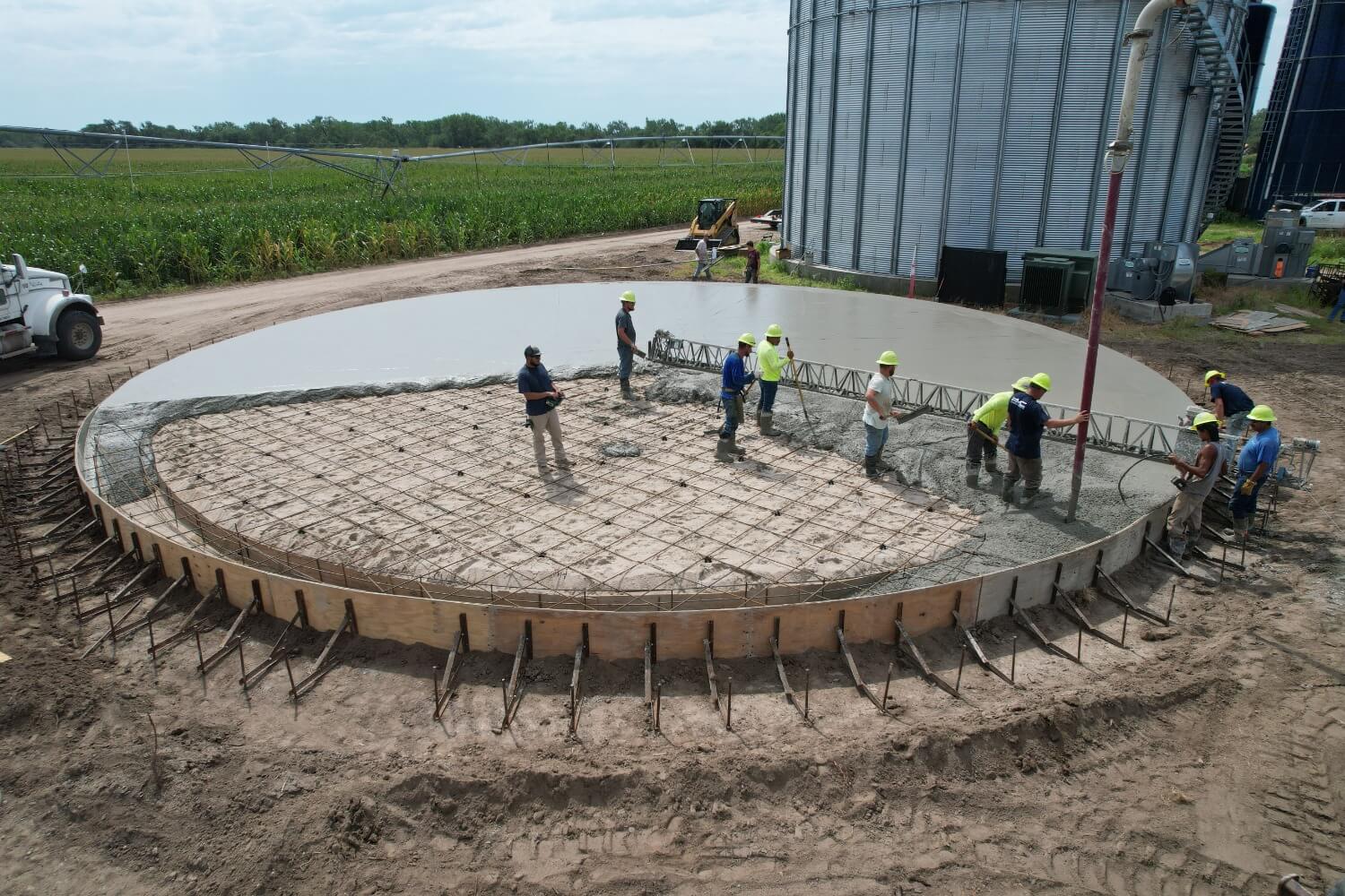 grain bin foundation concrete work